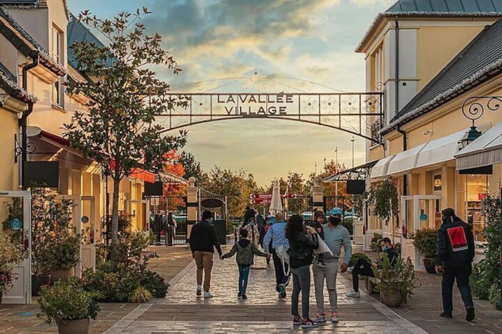 Le Cocon De Mickey&Minnie Disneyland Paris مارن لا فاليه المظهر الخارجي الصورة